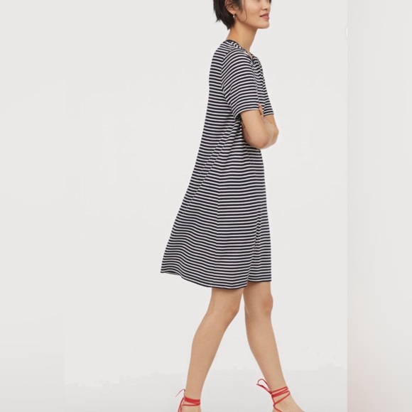 👗 Abercrombie & Fitch Striped T-Shirt Dress Navy White Size SP (Fits Like S/M) - Picture 2 of 12